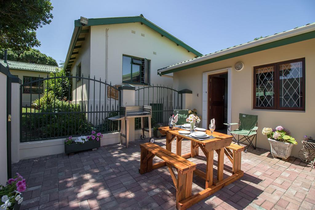 Dunwerkin Self Catering Apartman Kenton on Sea Kültér fotó
